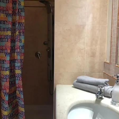 Apartment Rue Ragusa #2a Howme